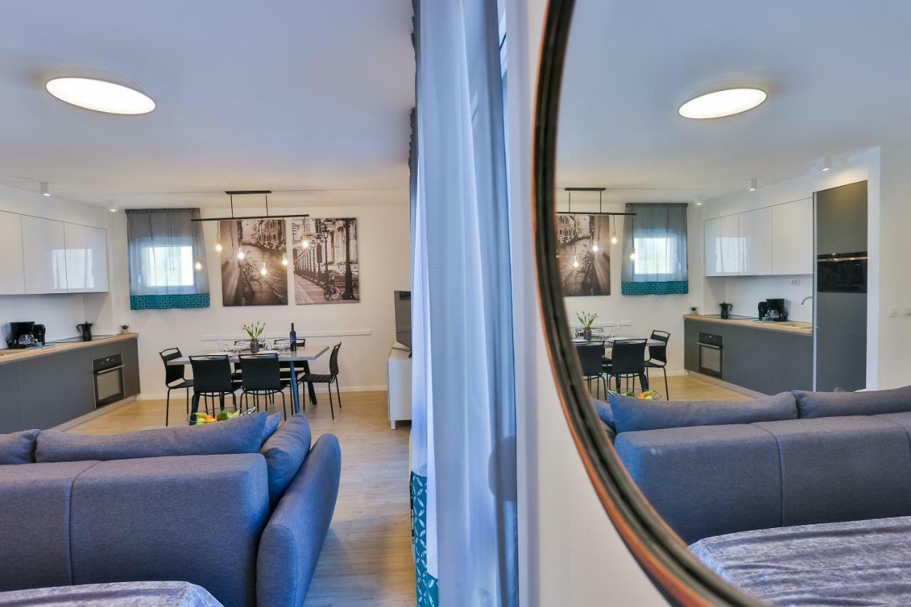 Luxury Urban With Jacuzzi * Split