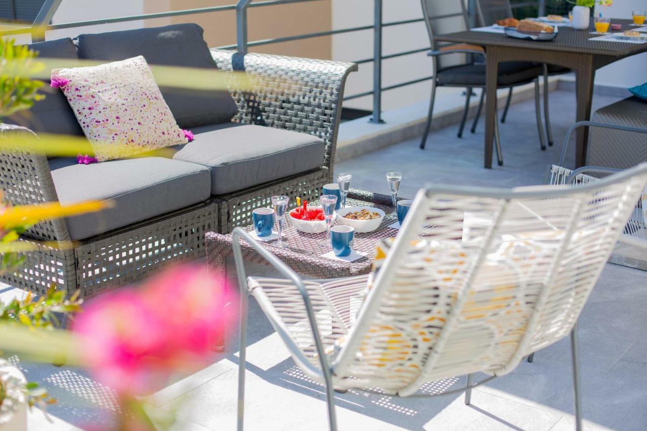 Luxury Urban With Jacuzzi Apartment *