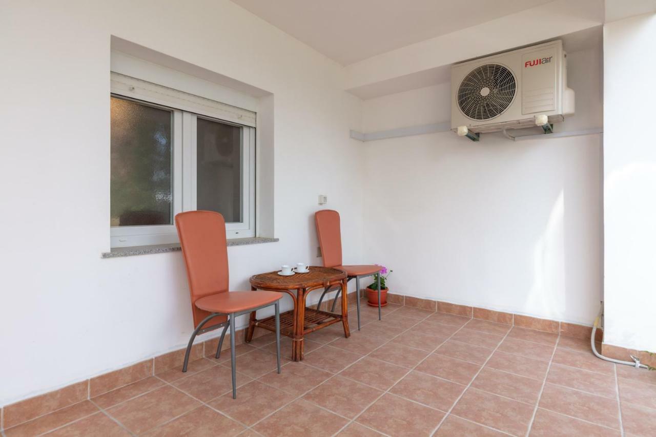 Le Ines Apartment *