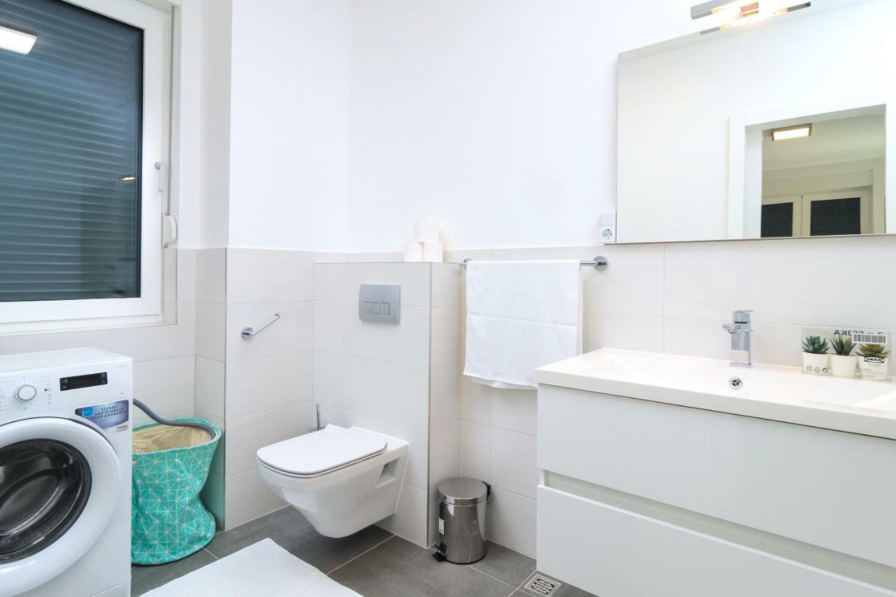 Apartment Stunning Kasuni Beach In