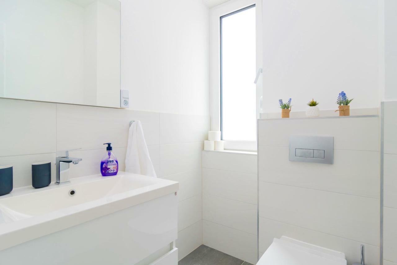 Stunning Kasuni Beach In Apartment