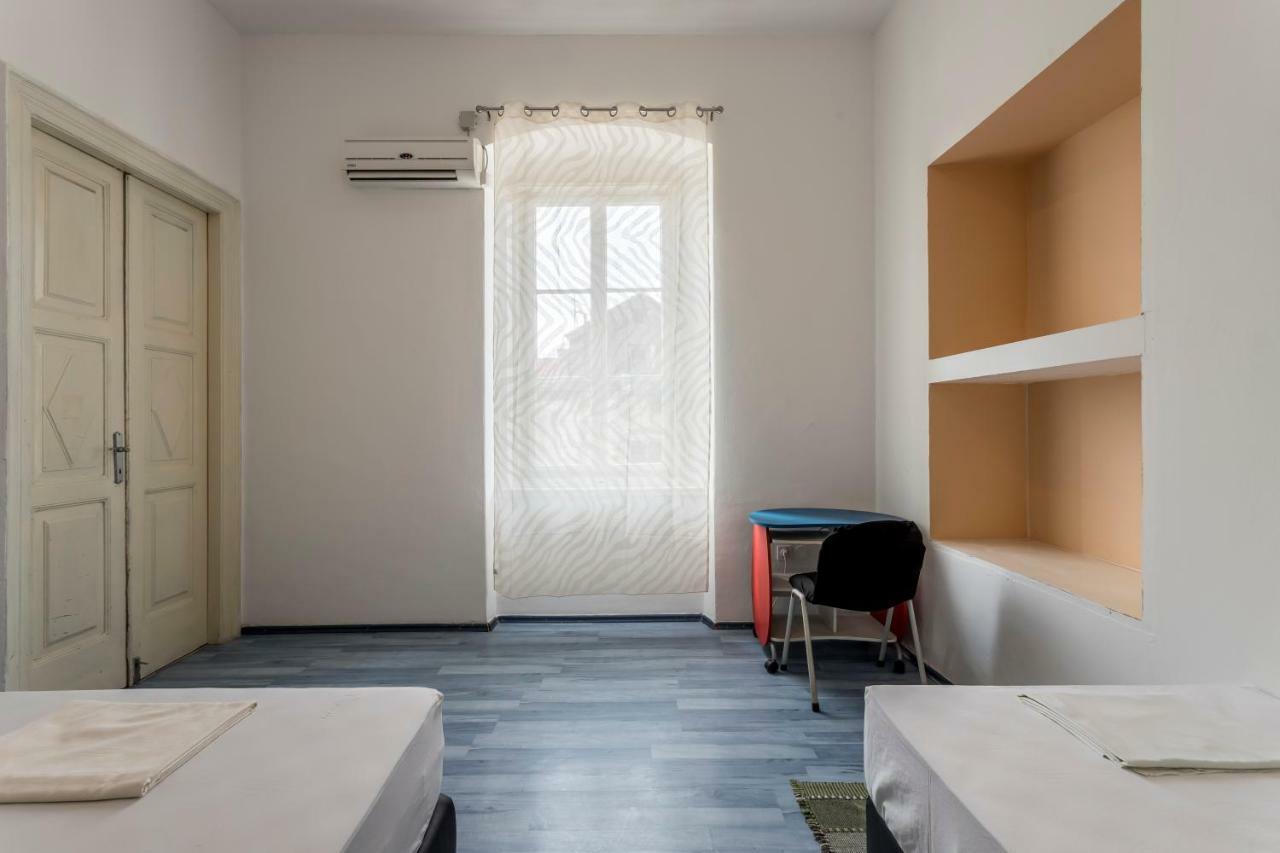 Palace View Apartment *