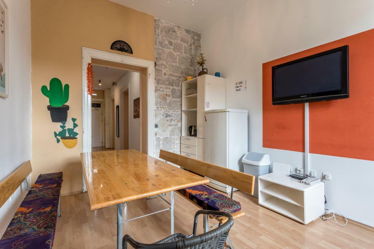 Palace View Apartment