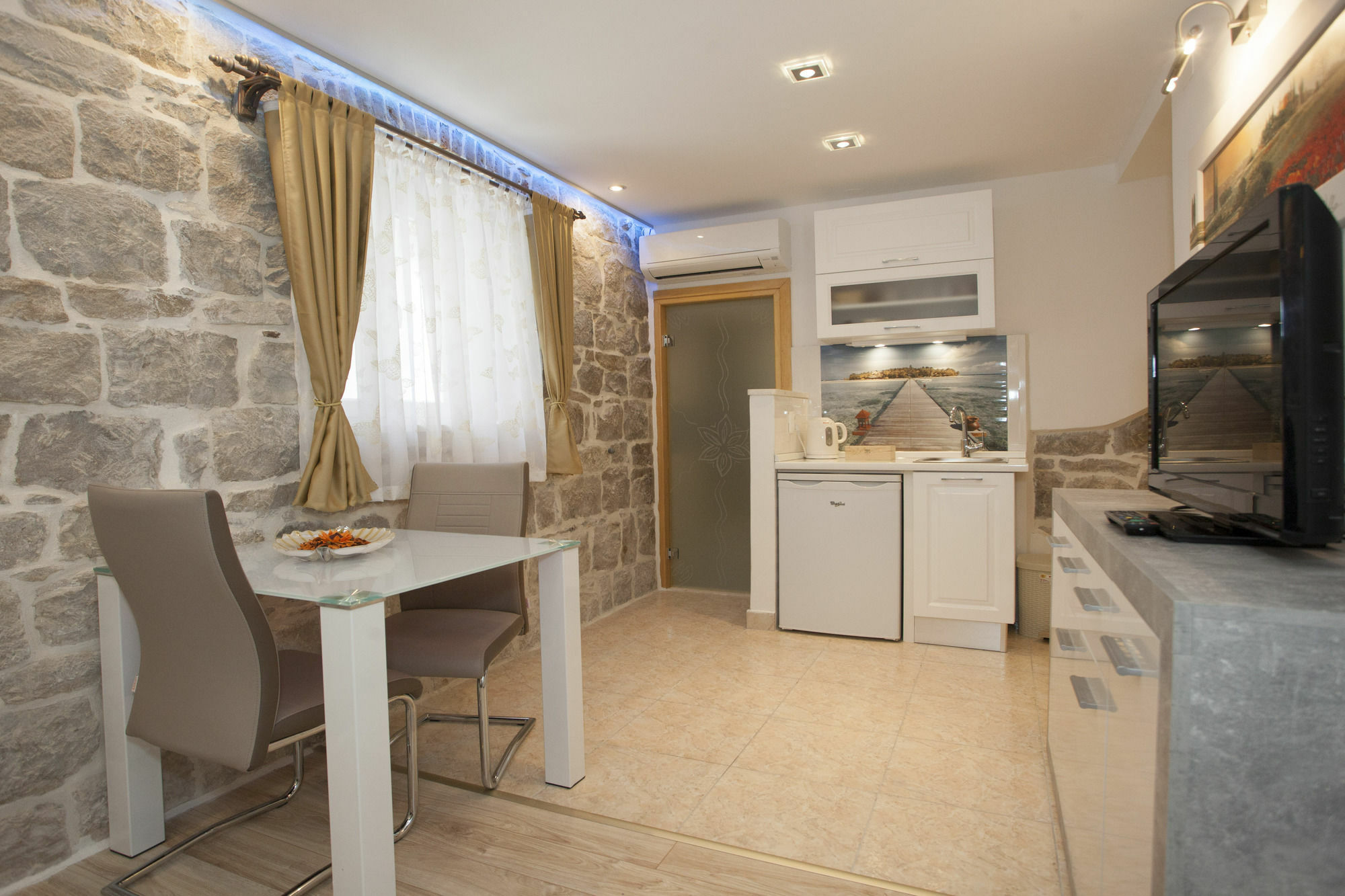 House Sandra