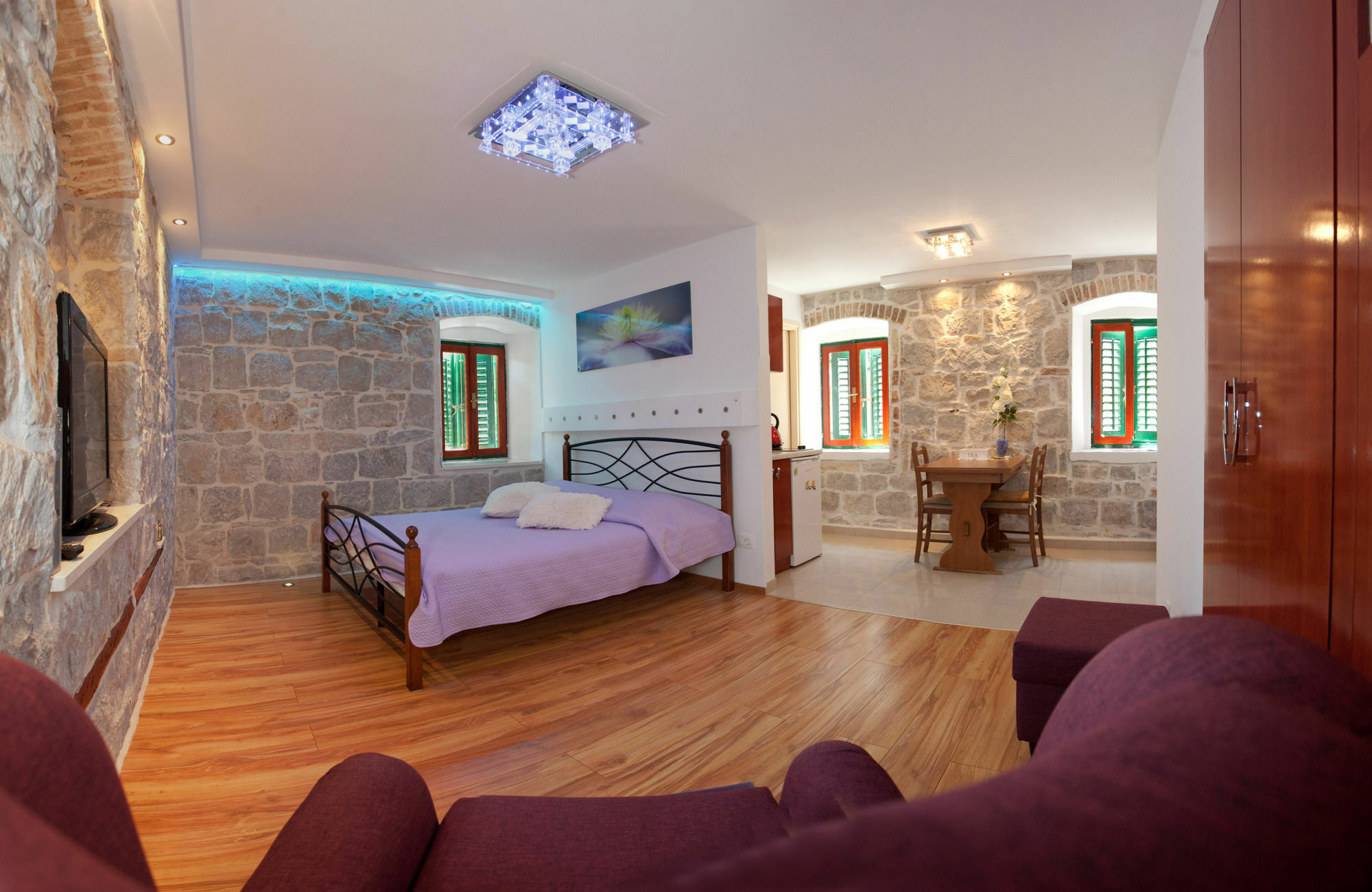 Guest house House Sandra 3*