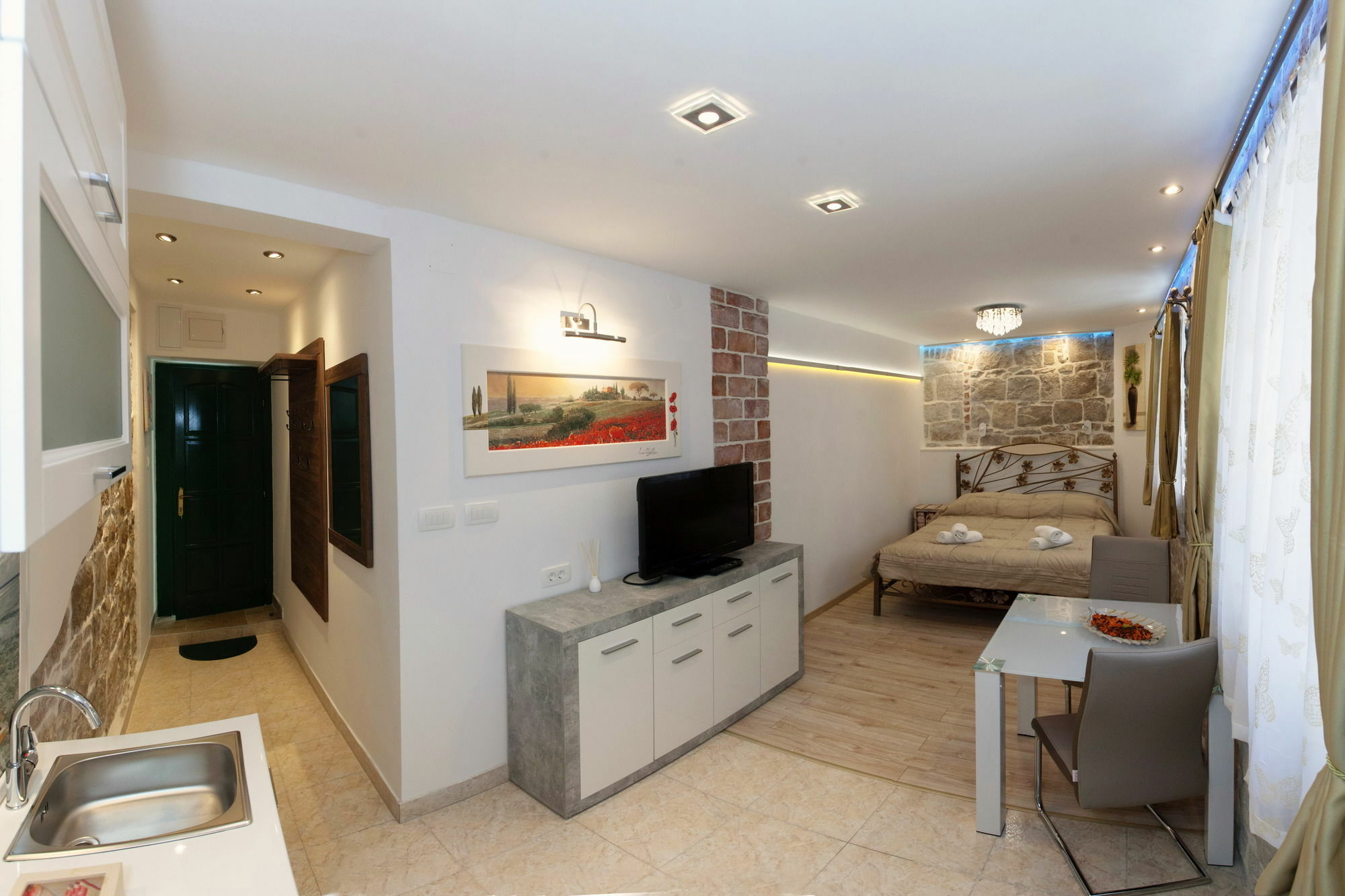House Sandra Guest house 3*