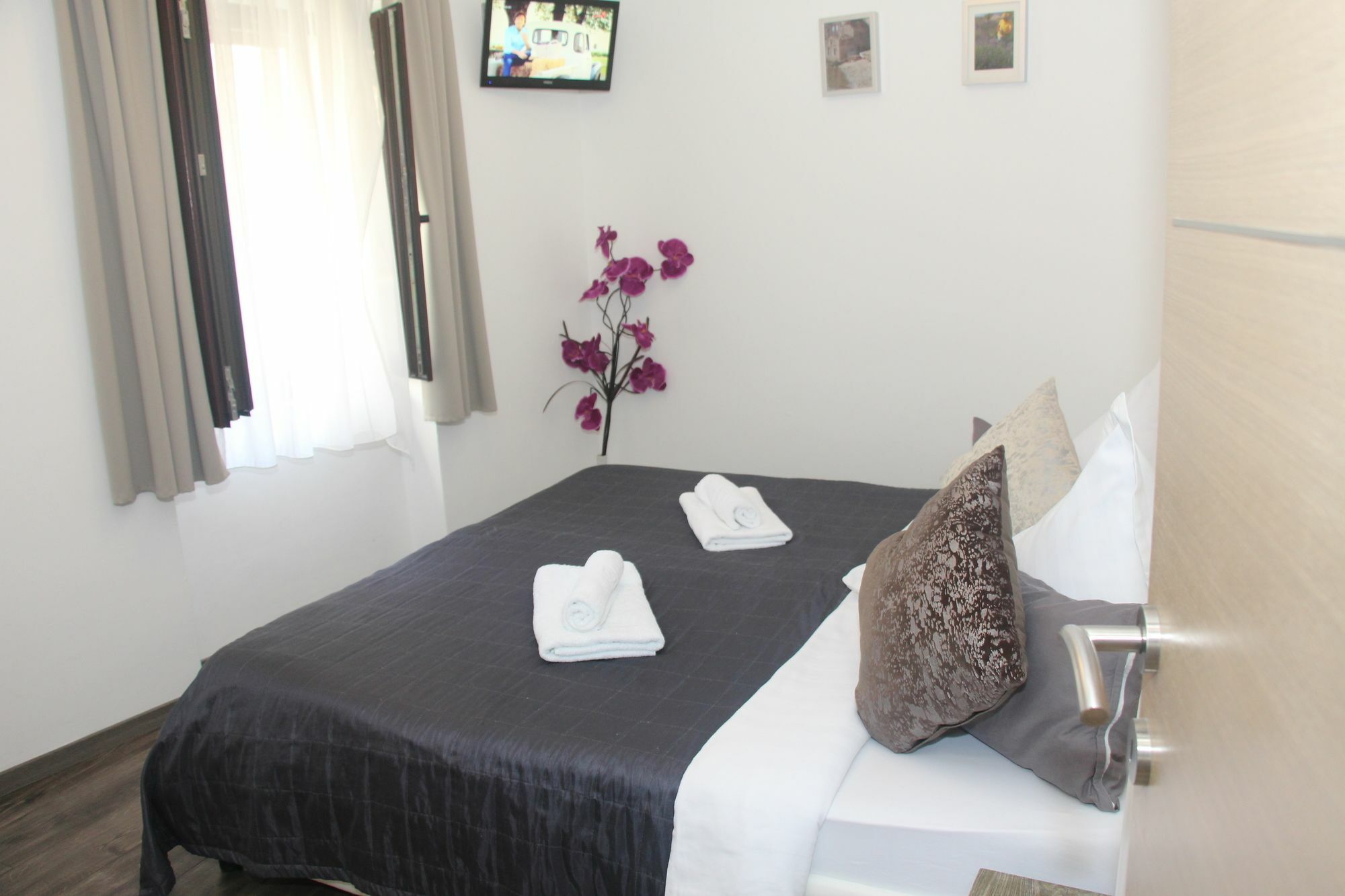Toni Design Gasthof Split