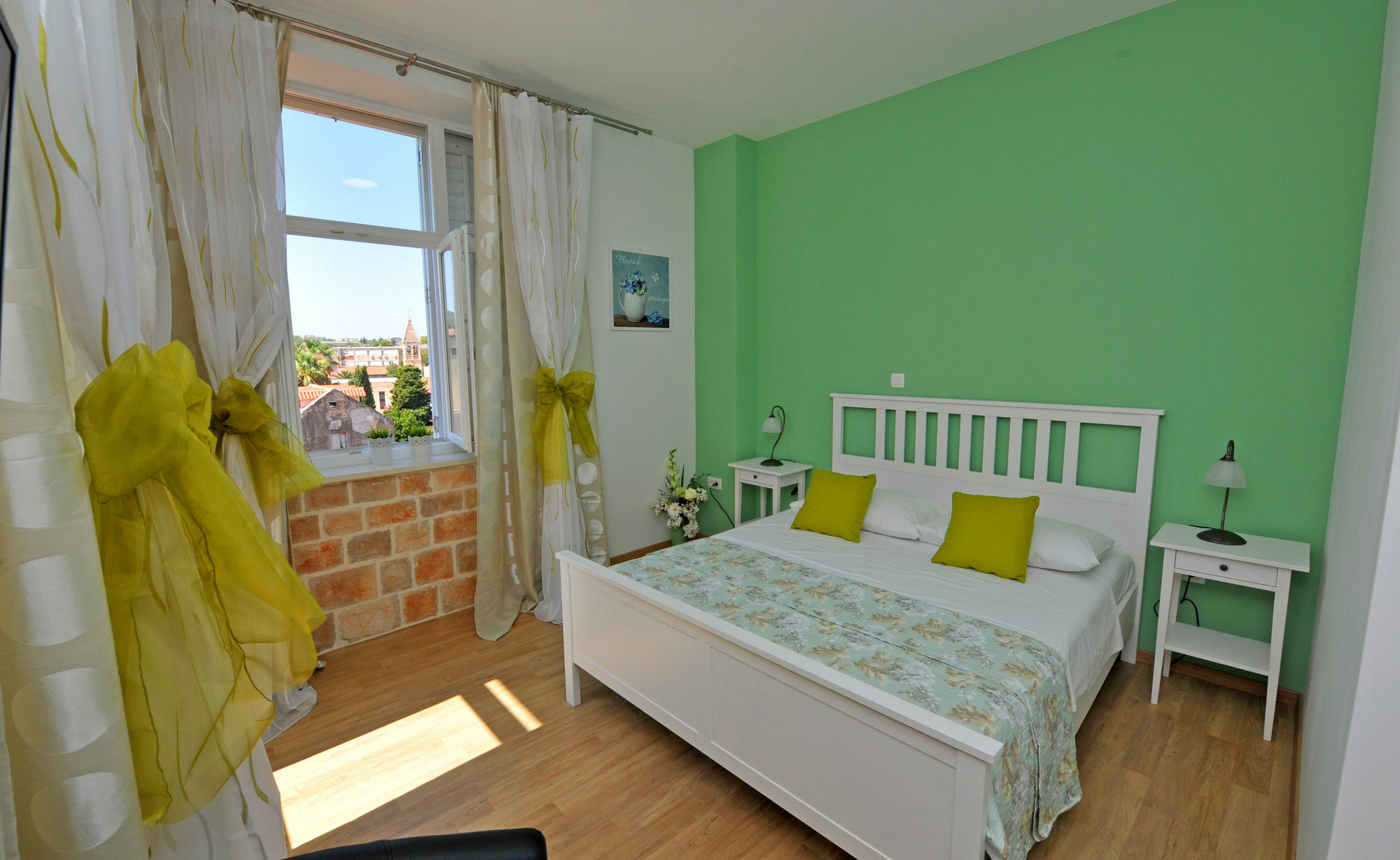 Luxury Nirvana Guest house 4*