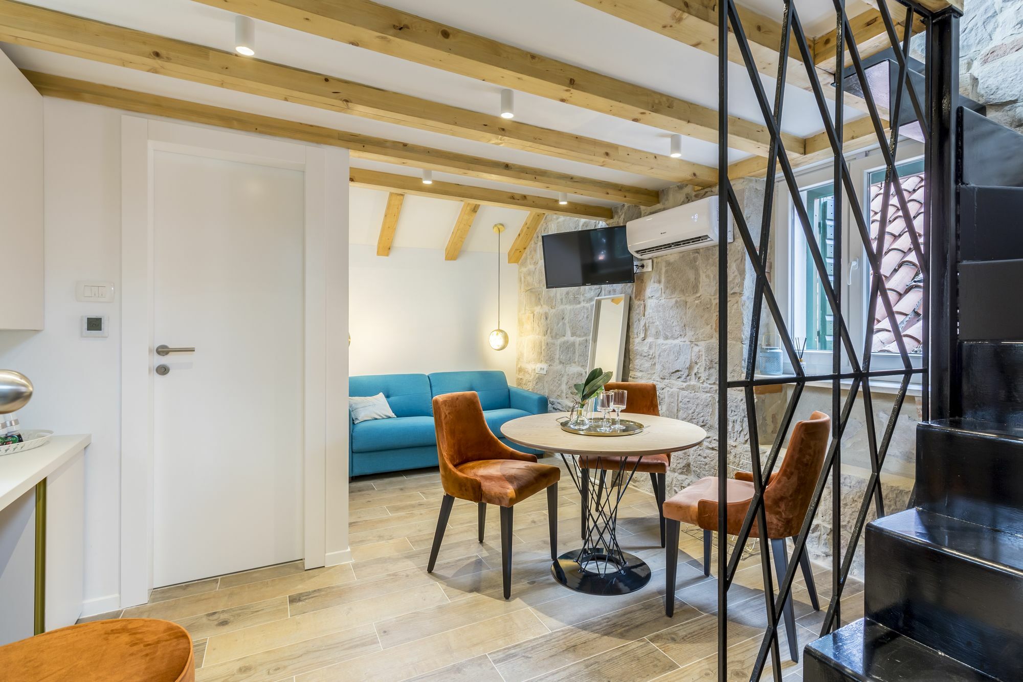 Acomodação com café da manhã  Miara Luxury 4*