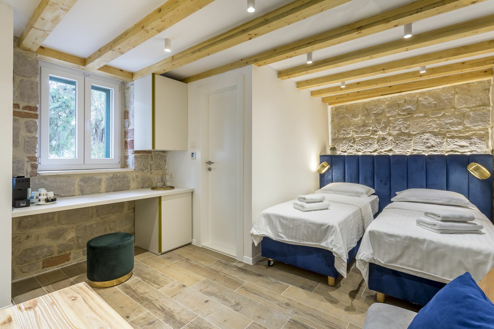 Miara Luxury