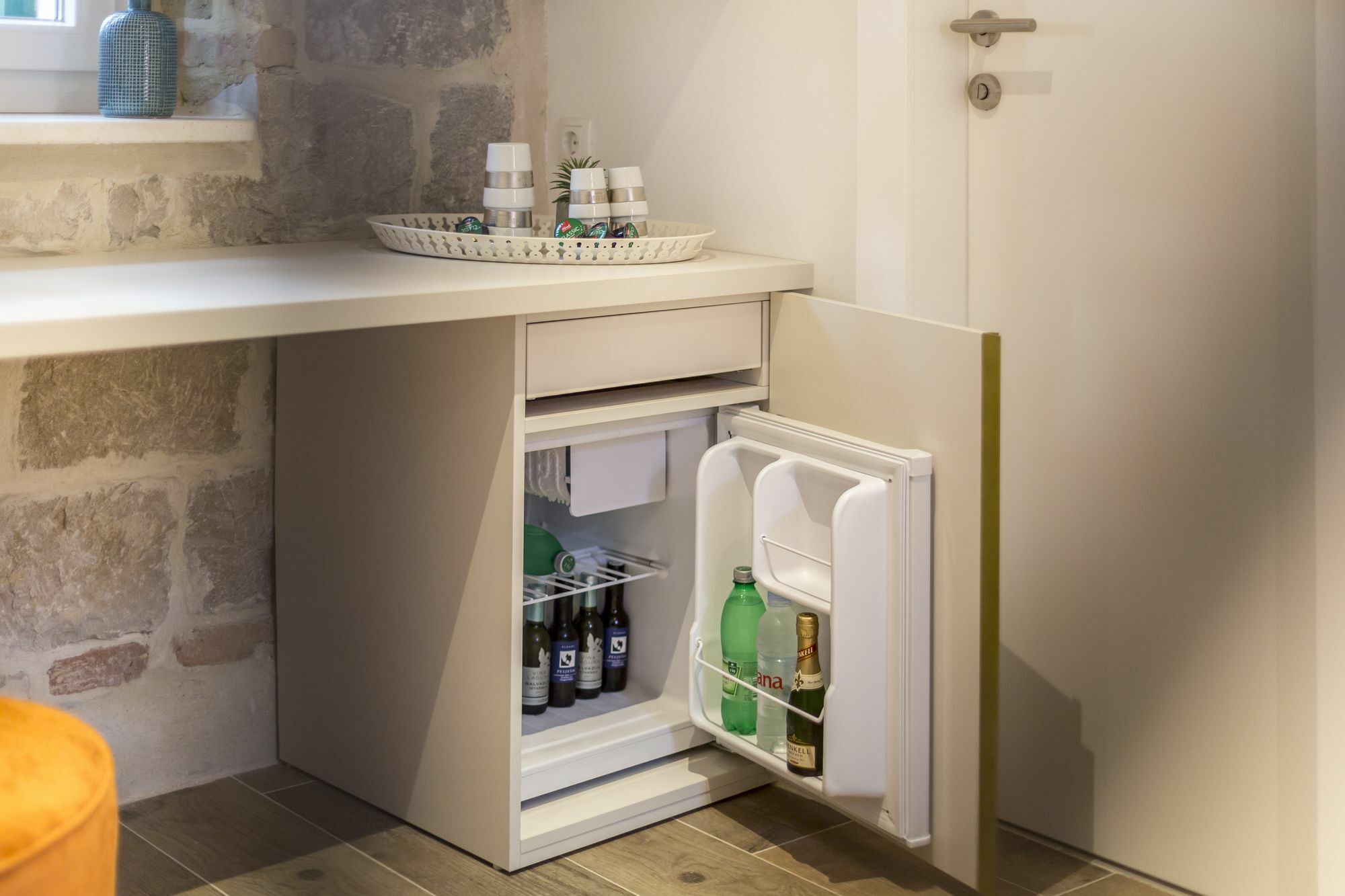 Acomodação com café da manhã  Miara Luxury 4*