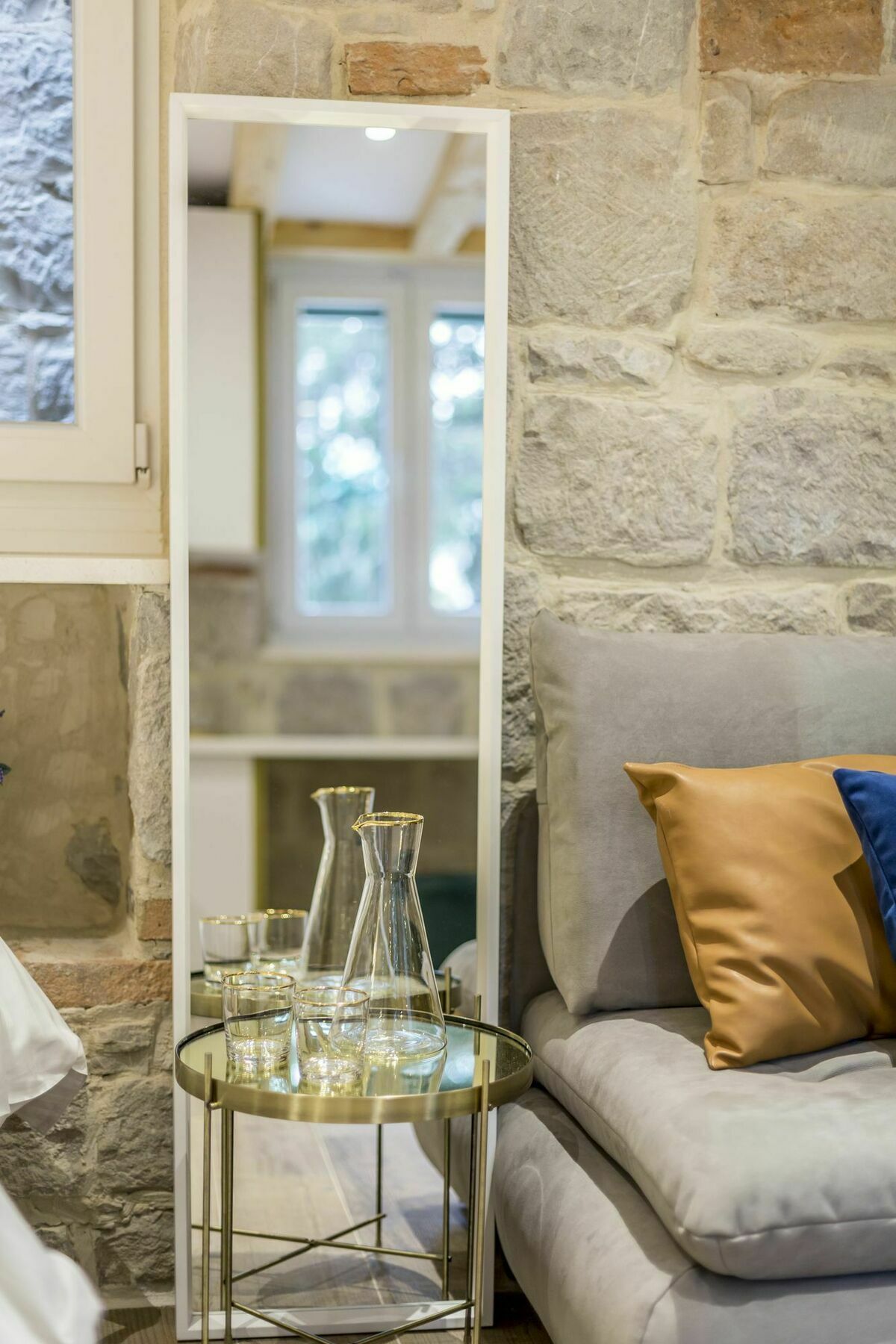 Miara Luxury