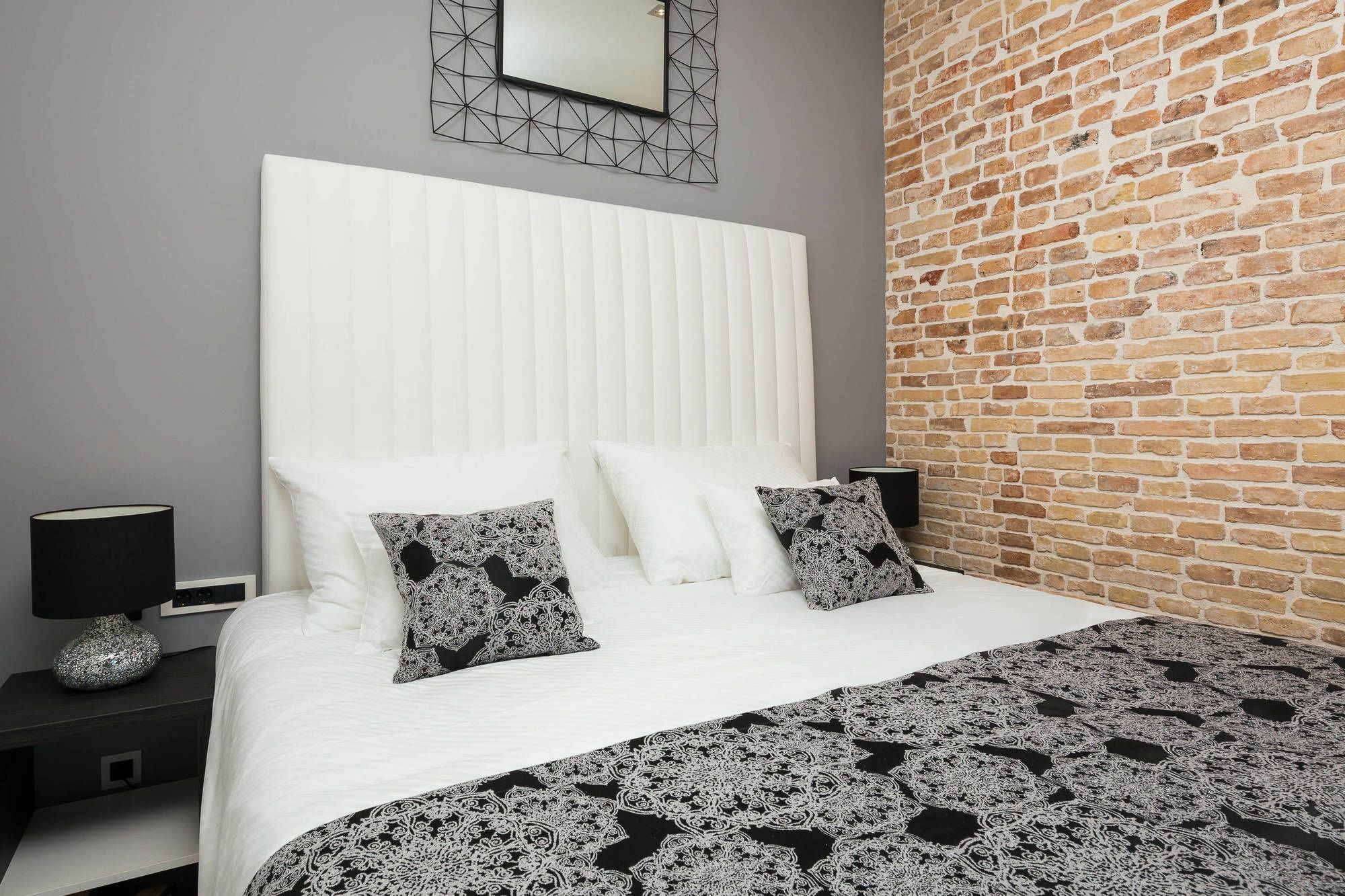 Guest house Sleep Split