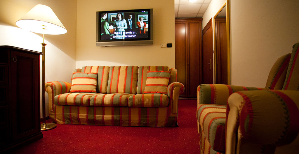 Globo Hotel 4*