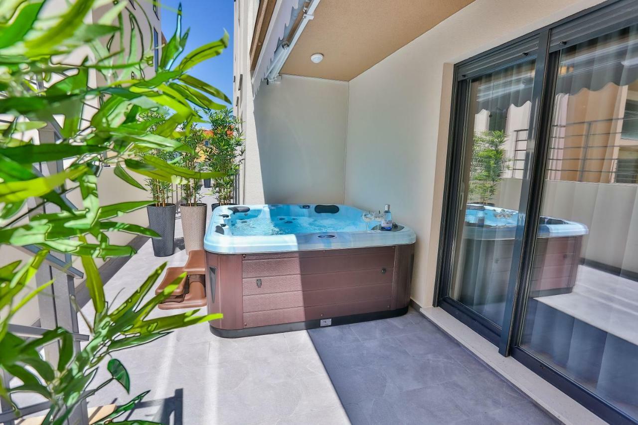 Apartment Luxury Urban With Jacuzzi