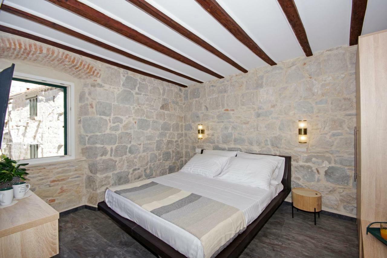 Kika Luxury Oldtown Apartment