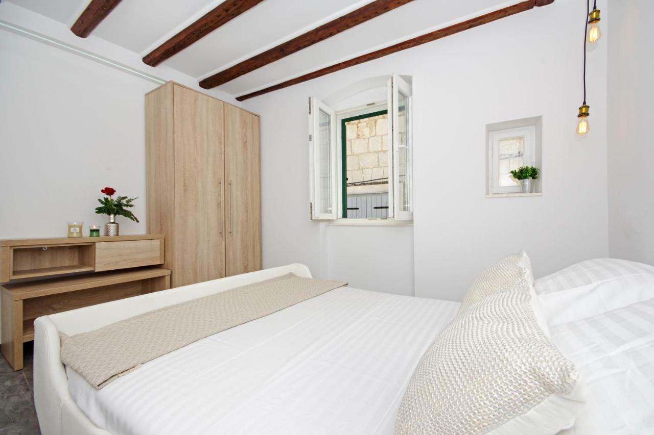 Apartment Kika Luxury Oldtown Split