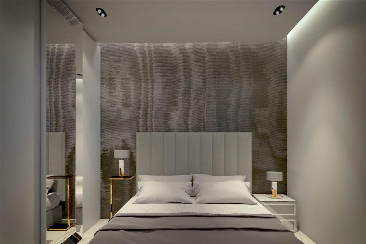 Posh Luxury Split