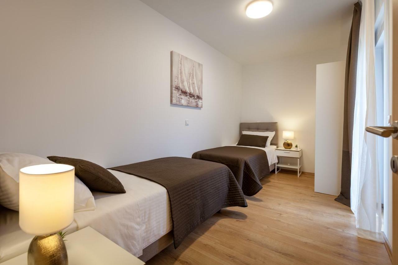 Appartement Sunny Garden Lux *