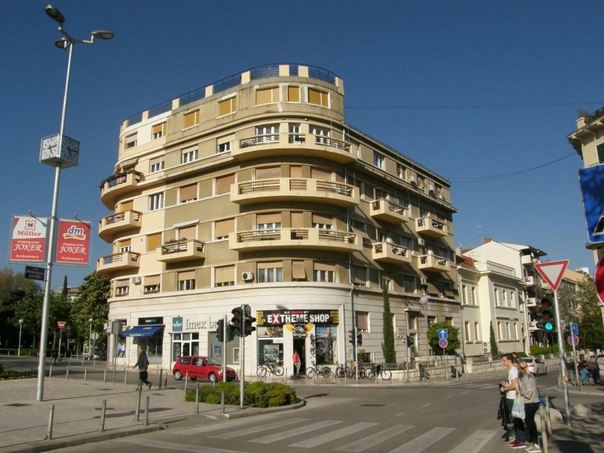 Spacious In City Center *