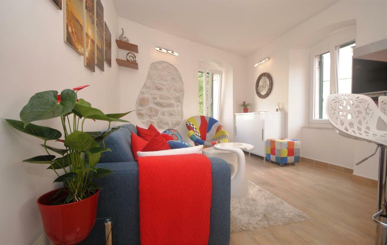 Kogo Apartment *