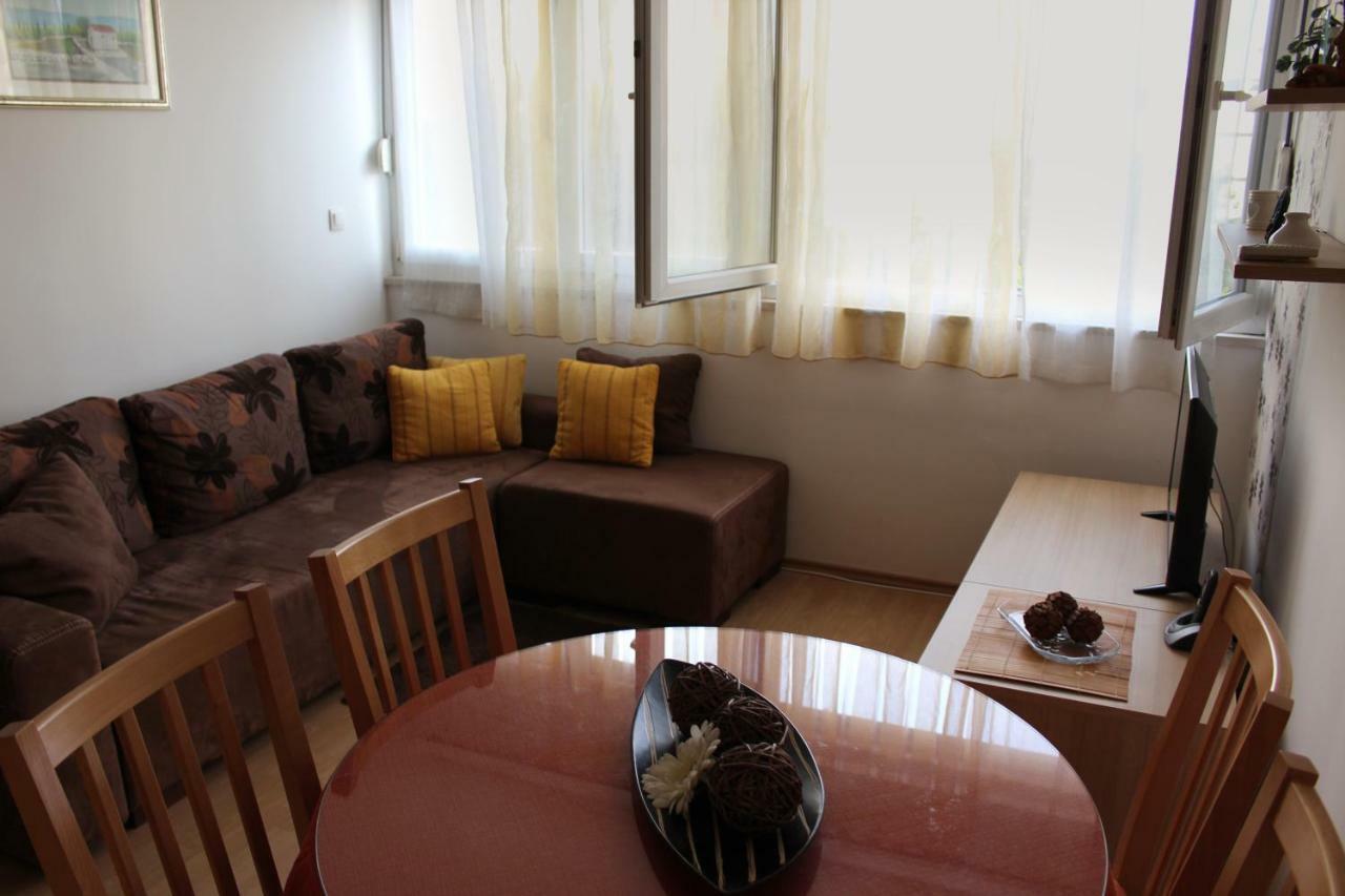Apartment Sweet