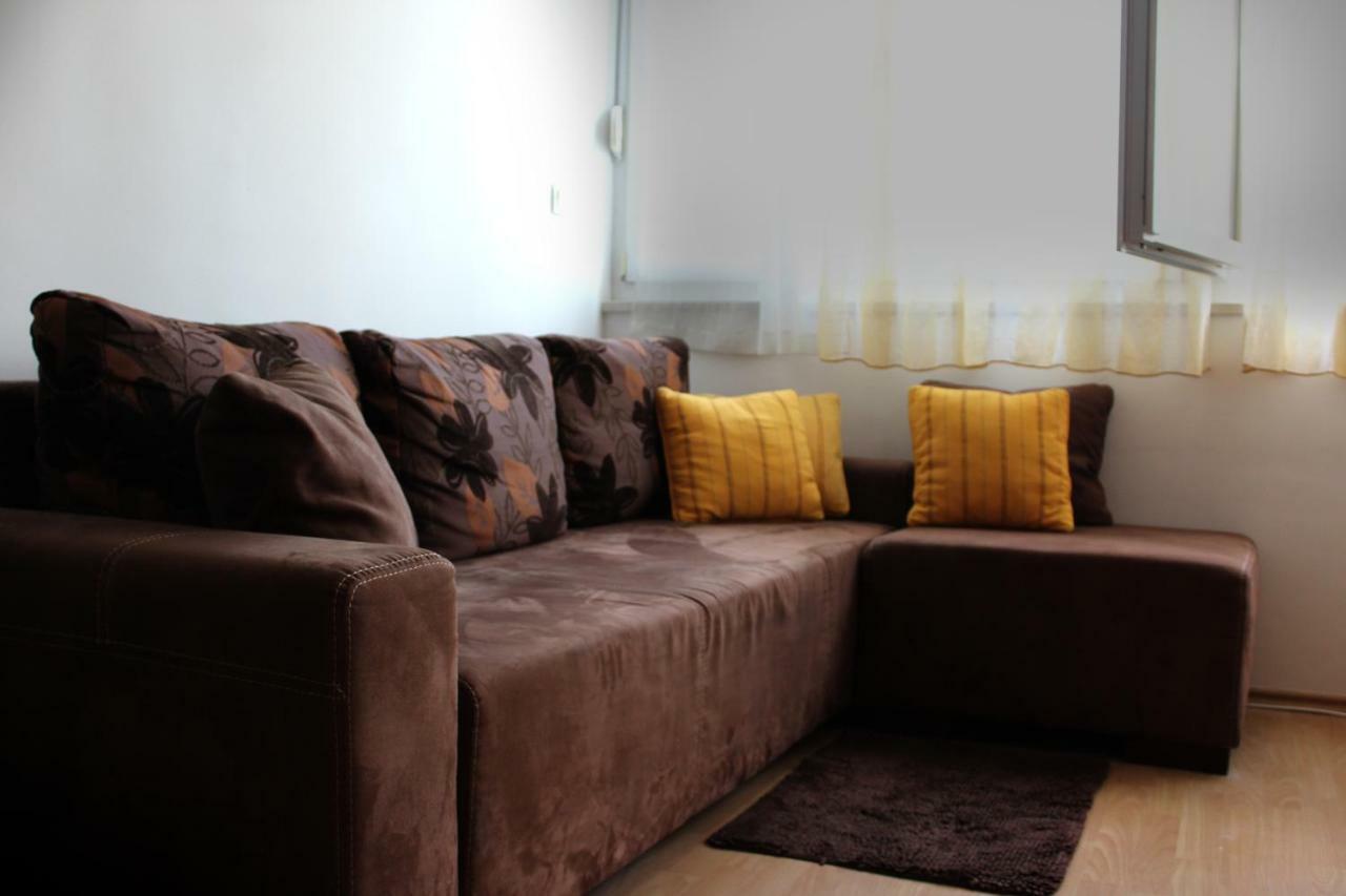Apartment Sweet *