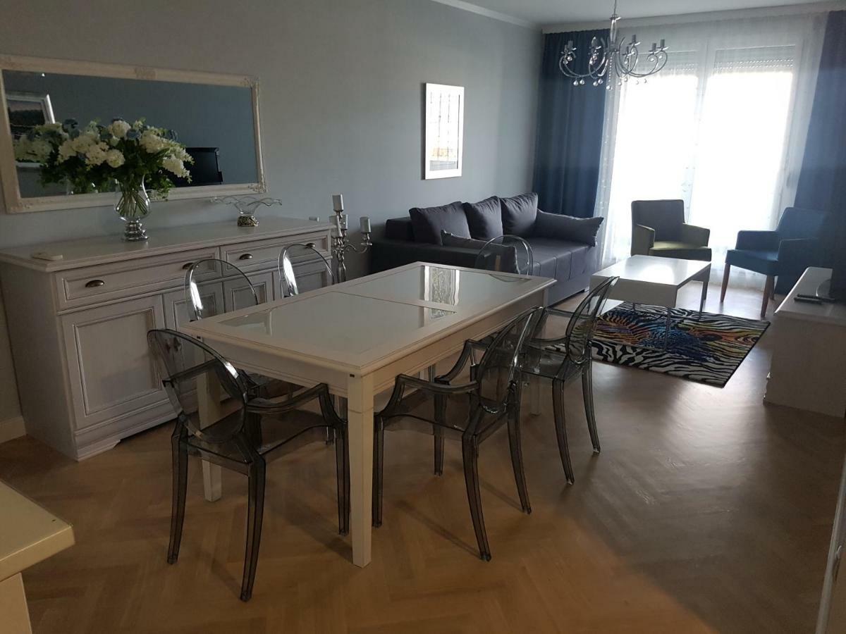 Sandra, With 2 Bathroom, Wi-fi, Private Parking * Split