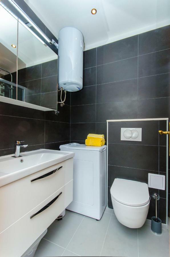 Side By Side Apartment