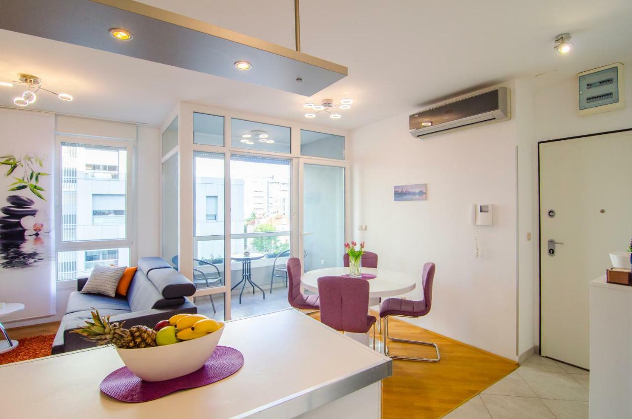 Sinisa Apartment Split