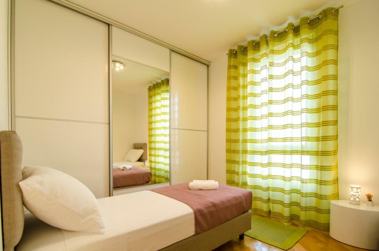 Sinisa Apartment Split