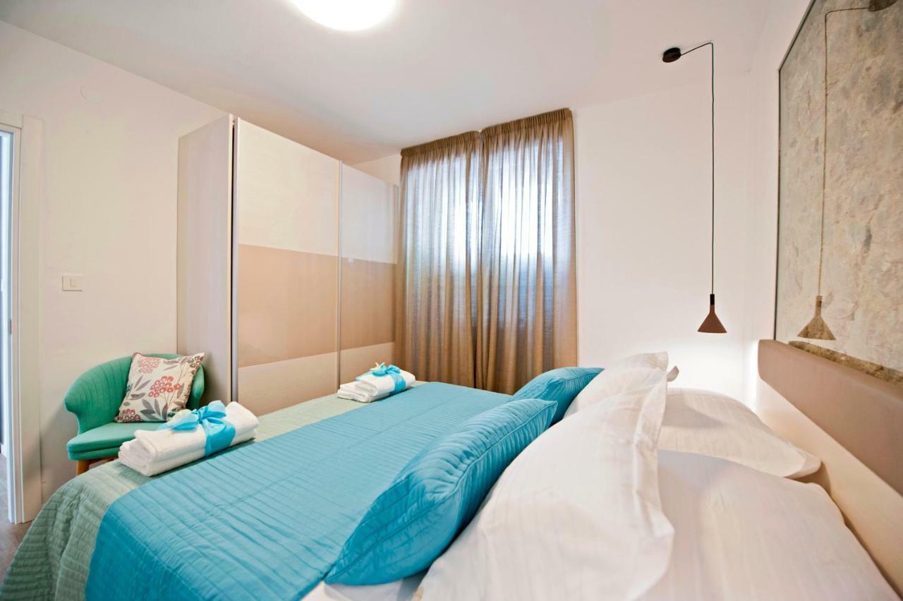 Luxury Dvor Apartment *