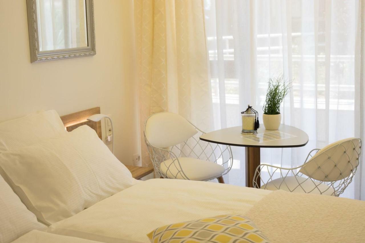 Apartment&rooms Comfort Zone Split