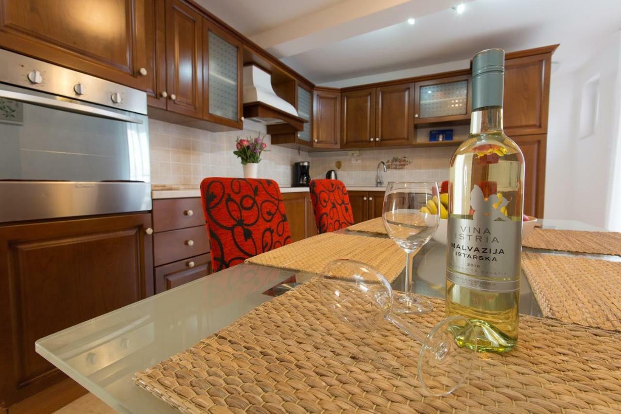 Spacious In City Center