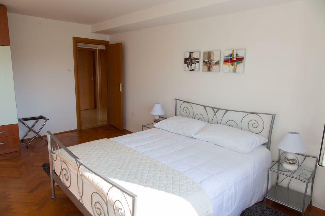 Apartment Spacious In City Center *