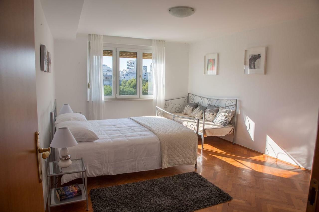 Spacious In City Center Apartment Split