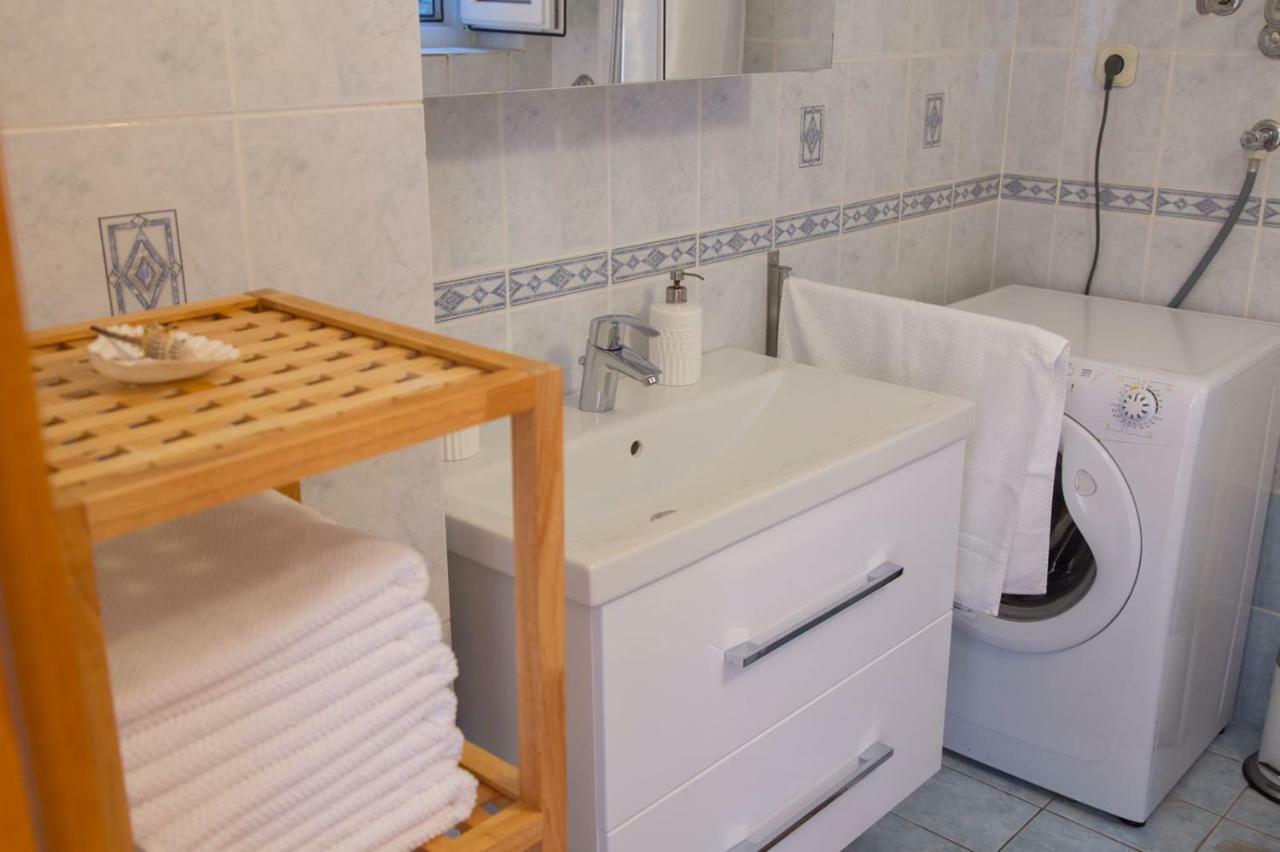 Spacious In City Center