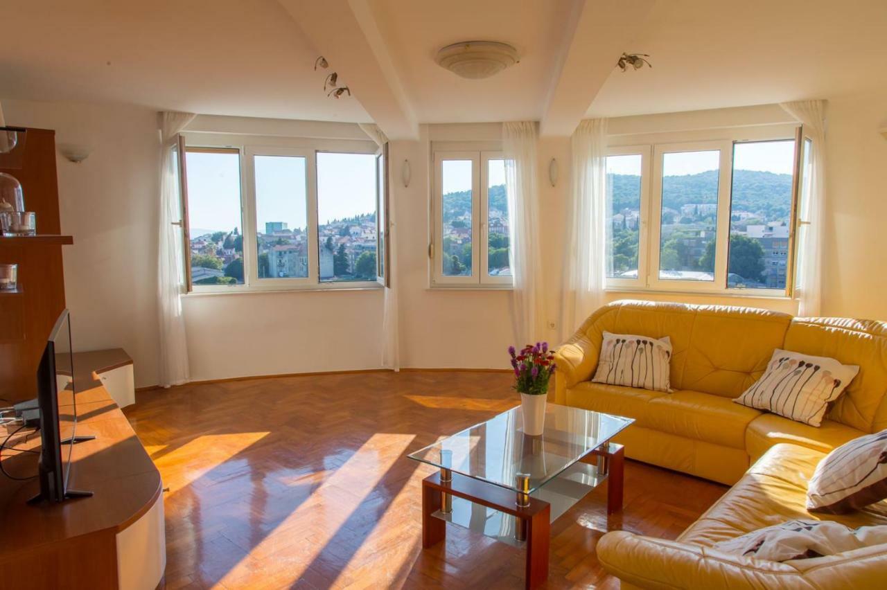 Apartment Spacious In City Center *