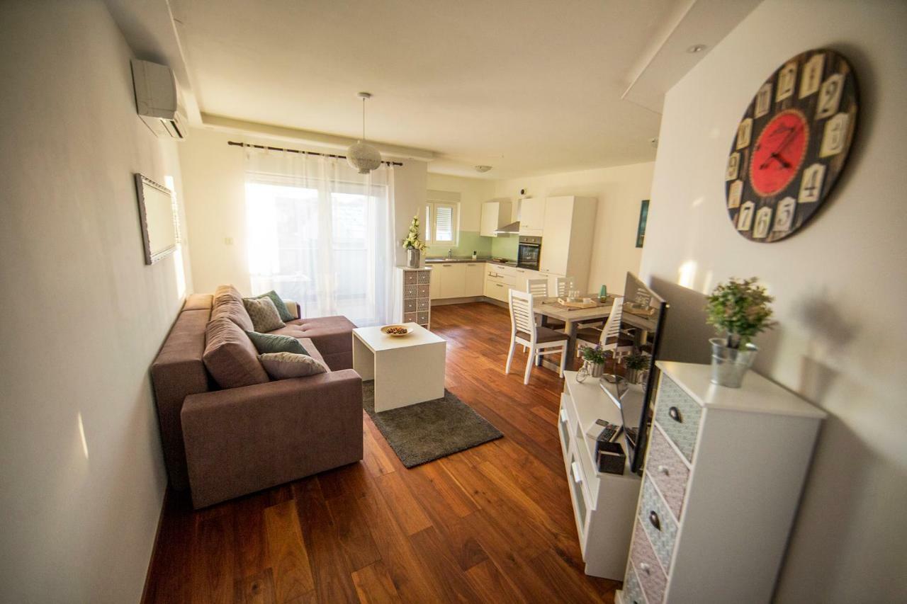Apartment's Tea & Nevio Split