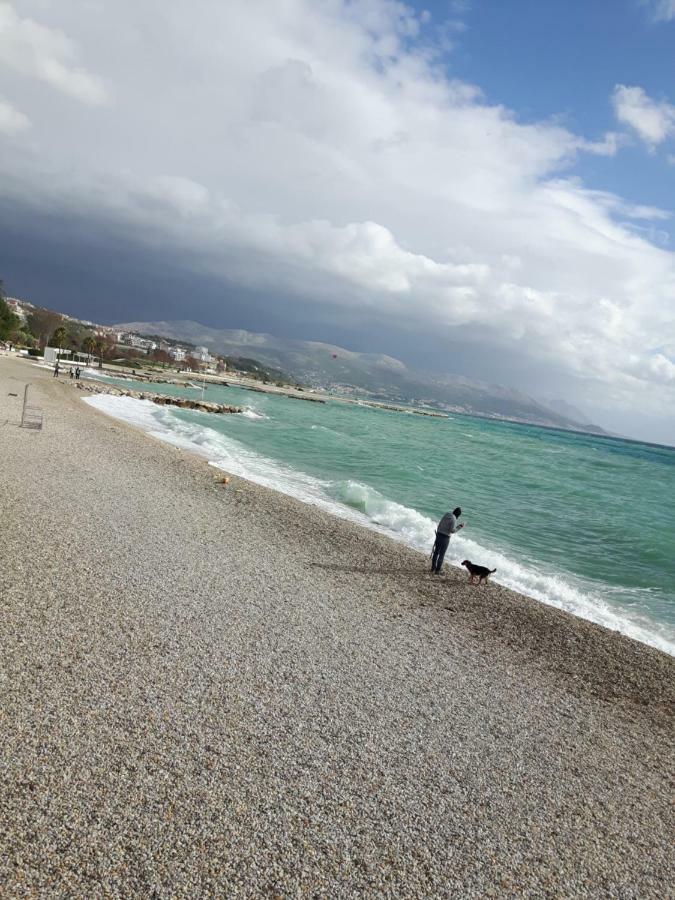 Trstenik * Split