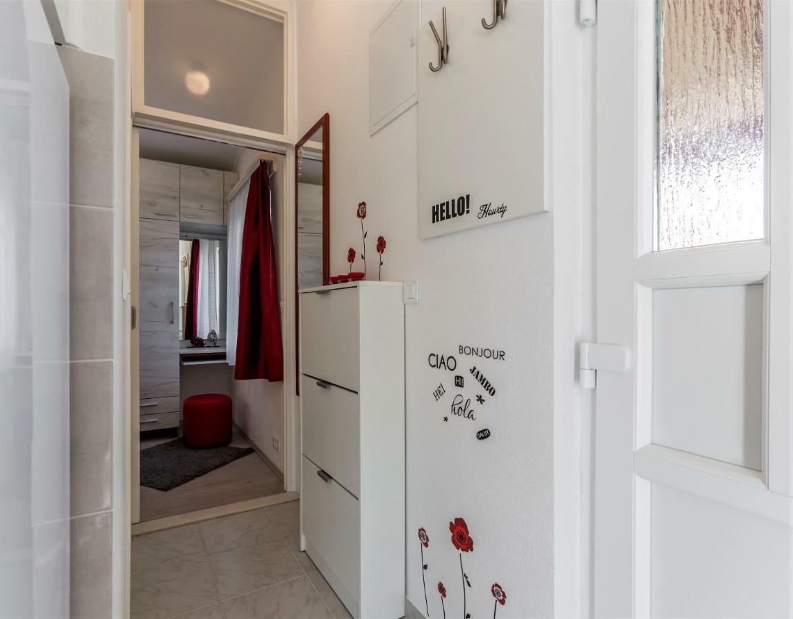 Apartman Taja, Cijela Kuca I Vrt Samo Za Vas Split