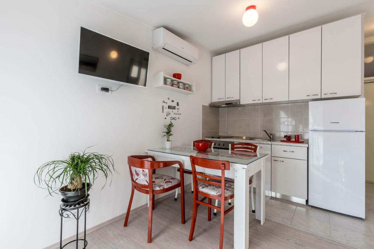 Apartman Taja, Cijela Kuca I Vrt Samo Za Vas