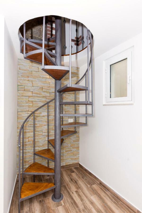 Old Apartamento