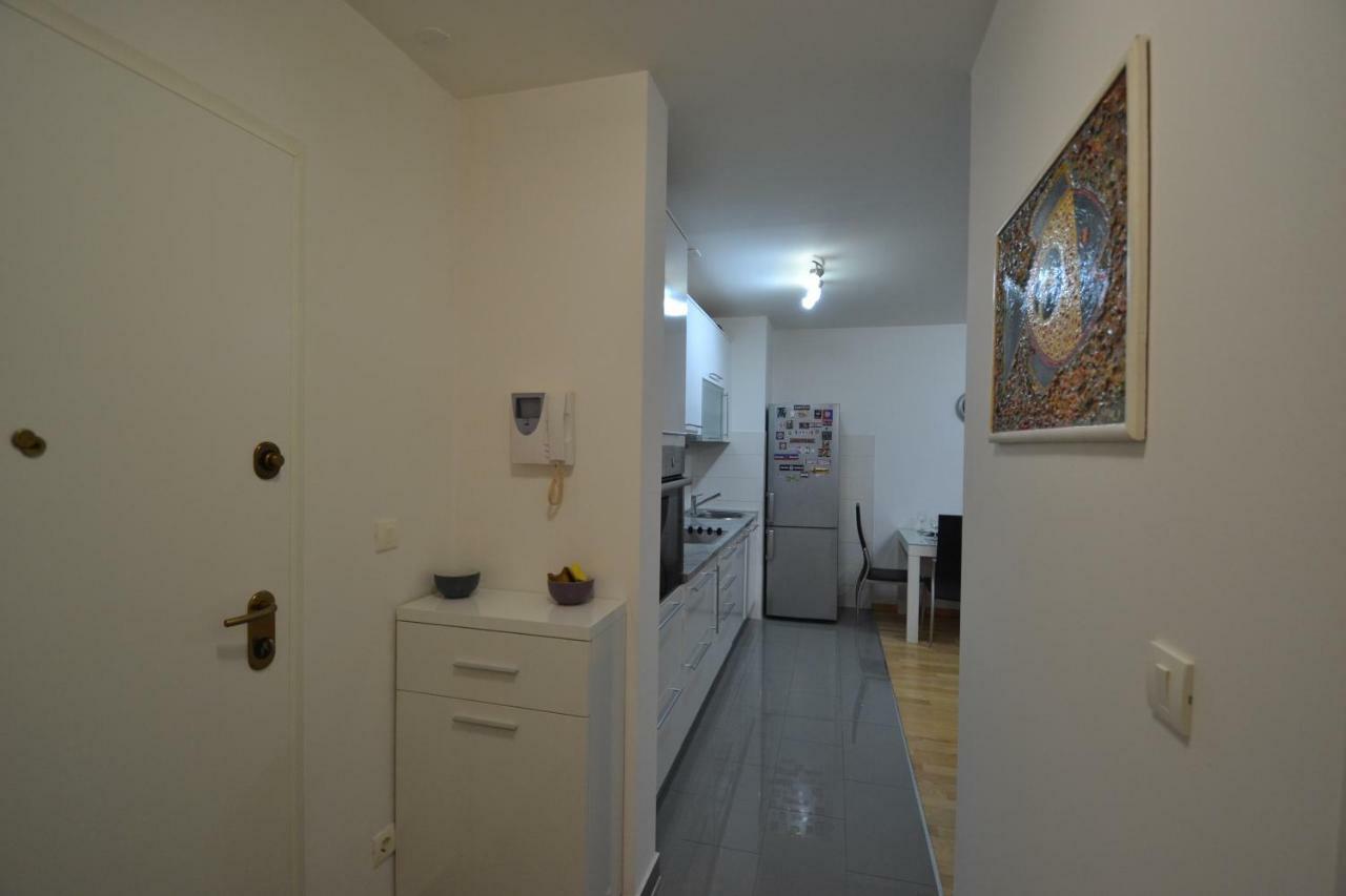 Damjan Apartment *