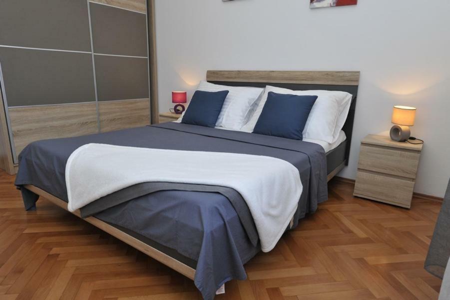 Apartment Mirakul