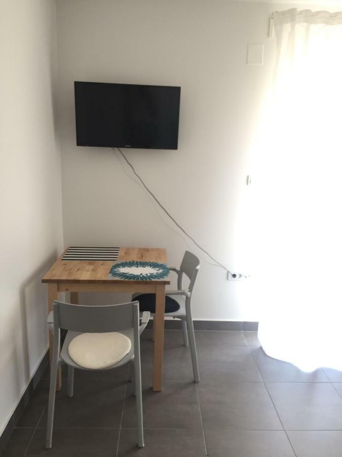 Issa Apartment