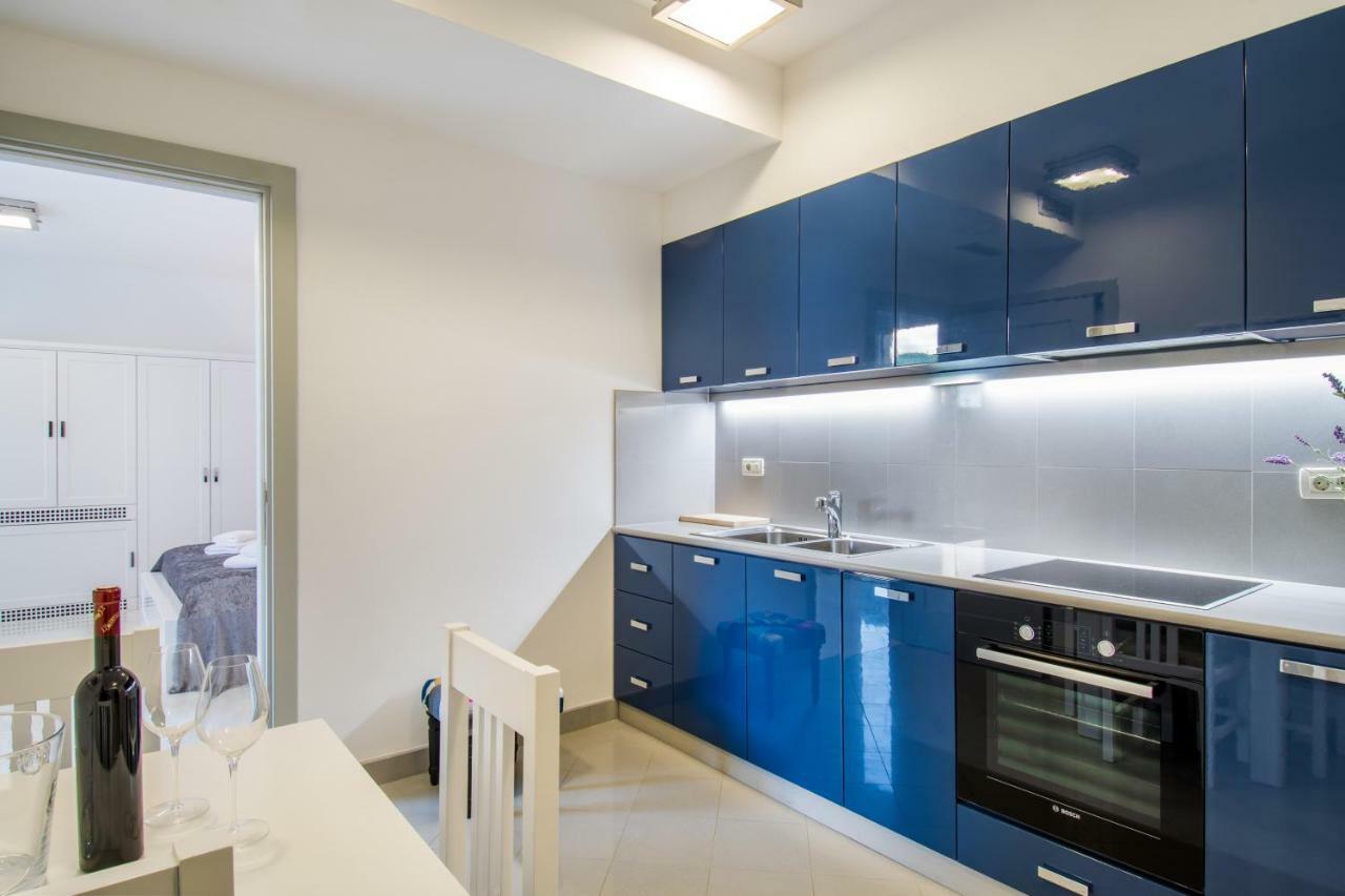 Apartment The Whitestone *