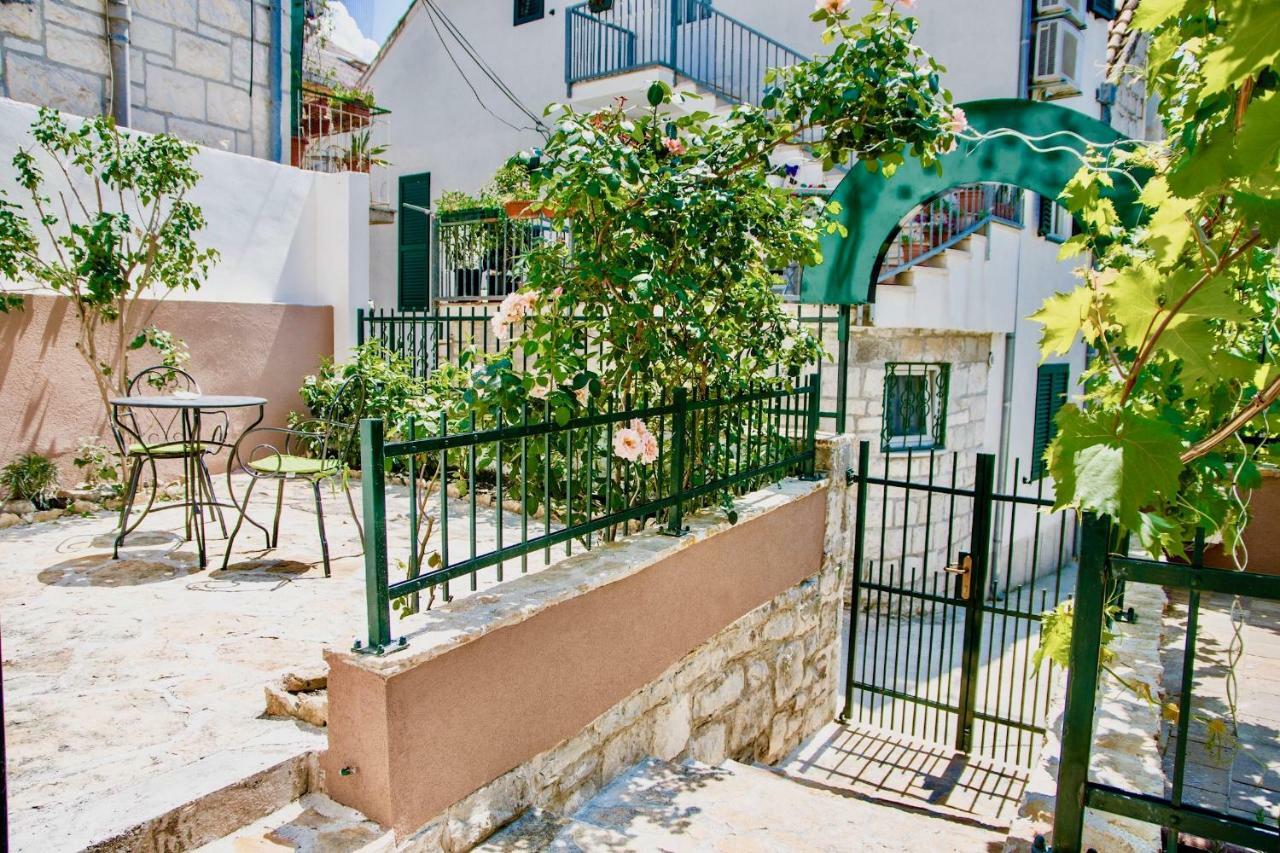 Apartment Luxury Minerva Gardens
