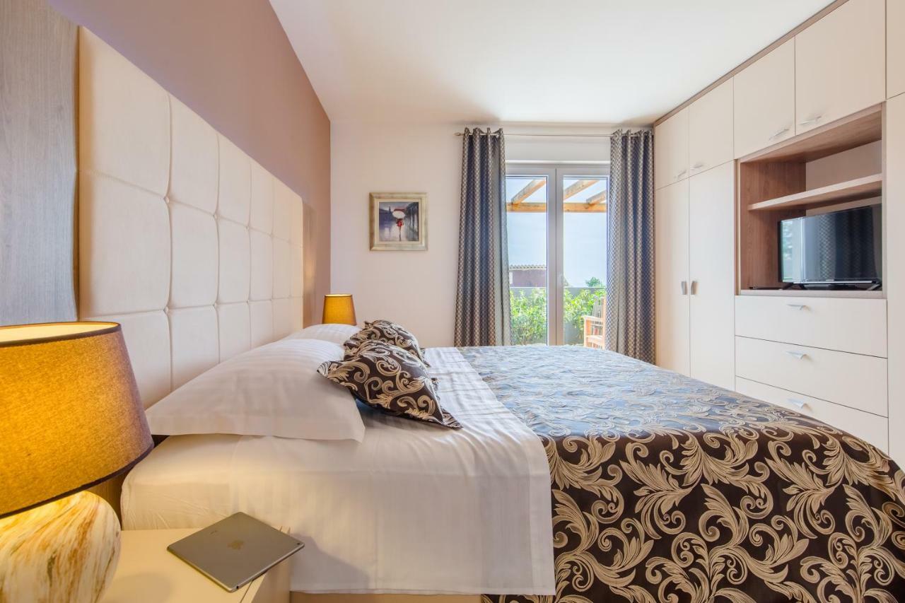 Leonarda Apartment Split