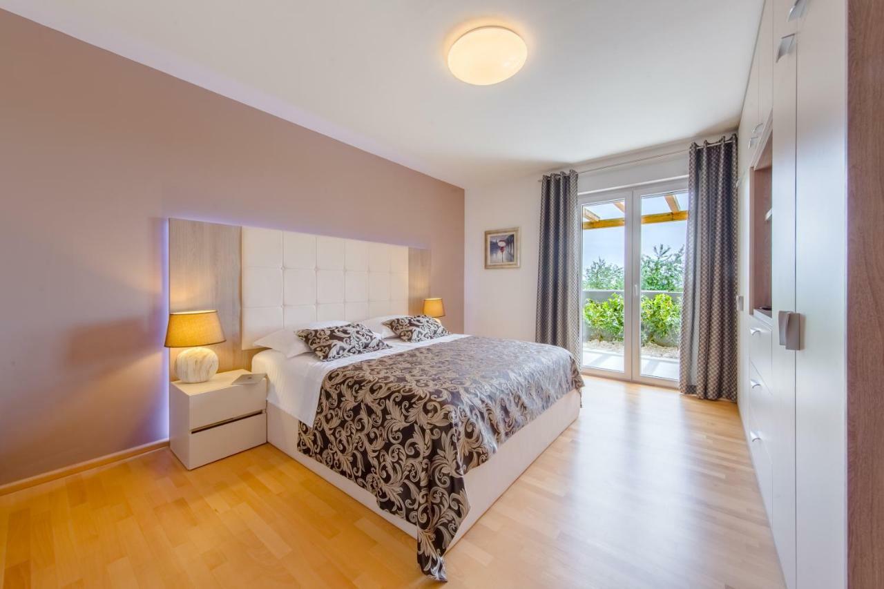 Apartment Leonarda Split